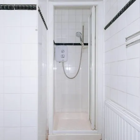 Central & Snug 1bd House - Portobello 더블린